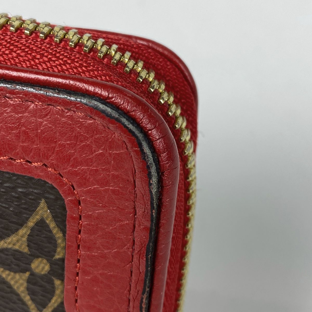 新型 ルイ ヴィトン ジッピーウォレット モノグラム レティーロ レッド