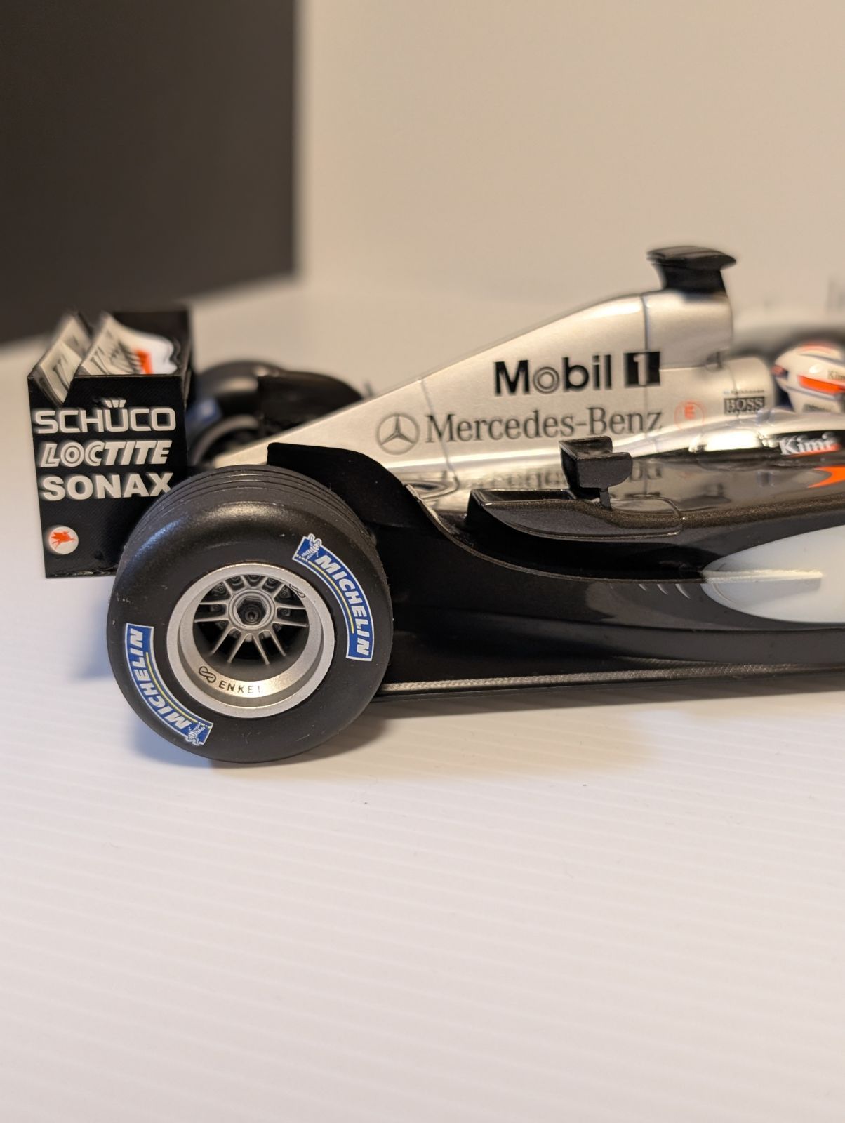 【レア】マクラーレンMP4-17D キミライコネン ミニチャンプス 2台セット ミニチャンプス1/18 マクラーレンMP4/17D デビッド