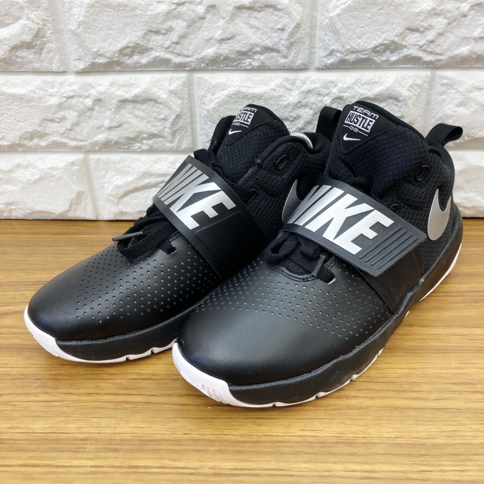 NIKE ナイキ TEAM HUSTLE D 8 GS チームハッスルD8 バスケットボールシューズ ブラック メンズ 24.5cm B-5-2 -  メルカリ