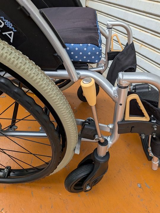 レッグサポート 日進医療器