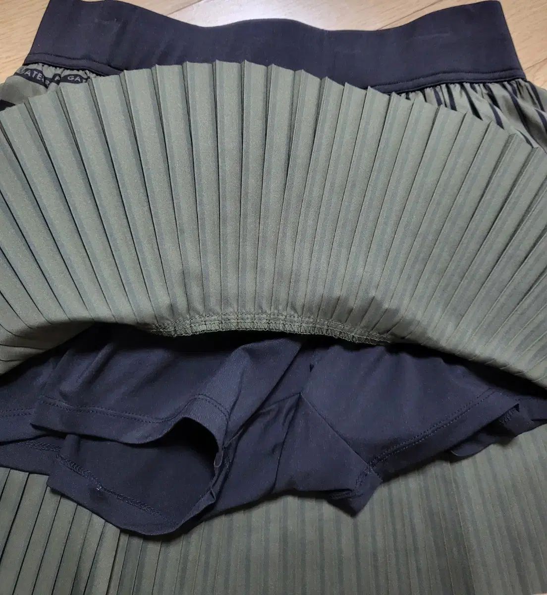 新品同様 パーリーゲイツ ダウンベスト 総柄 ネイビー 星柄 型押し