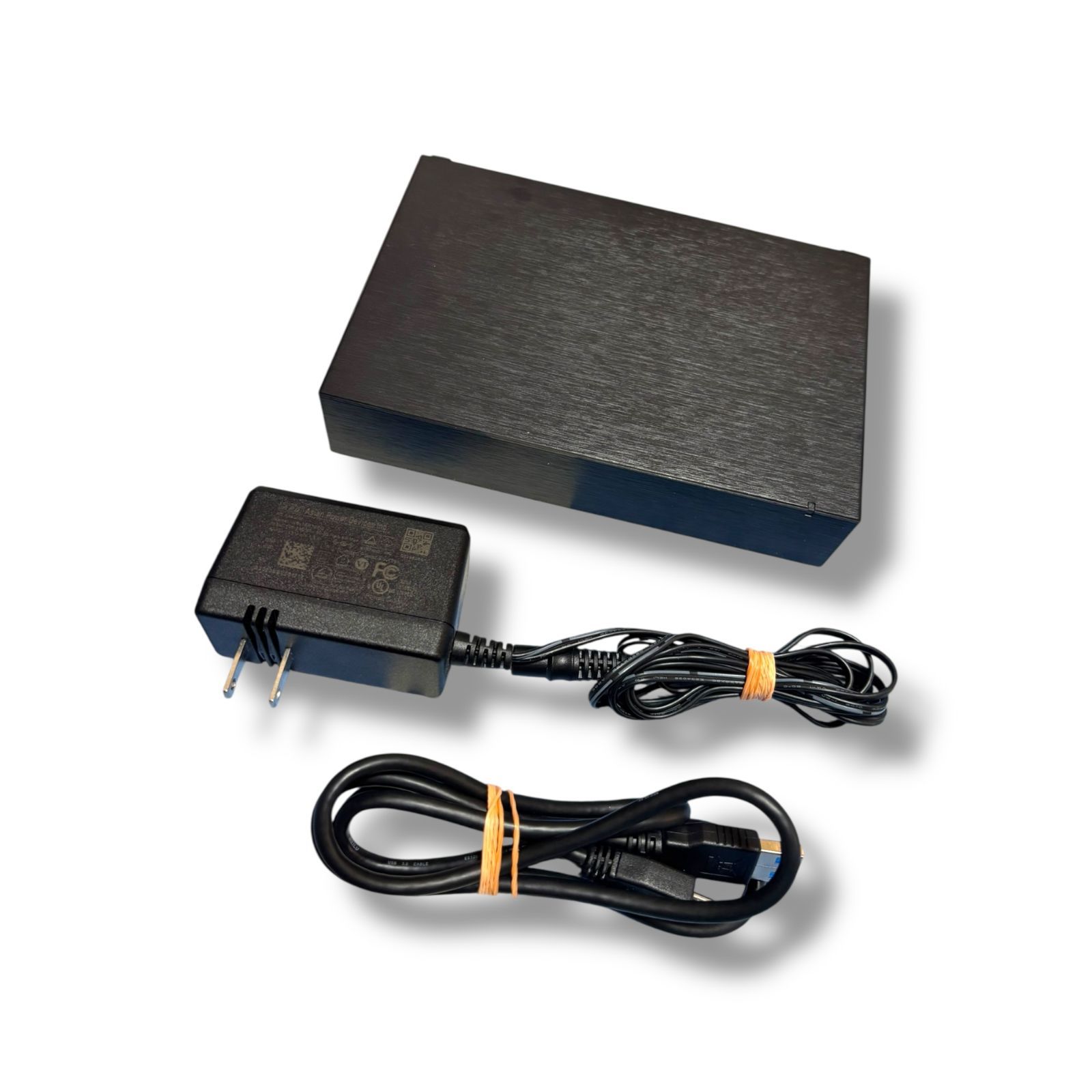 管理番号2854 東芝 外付け ハードディスク 2TB テレビ録画 | 4K | Windows|mac | PS4 | バッファロー製nasne™ 対応 静音 コンパクト Canvio Desktop HD-TDA2U3-B|N