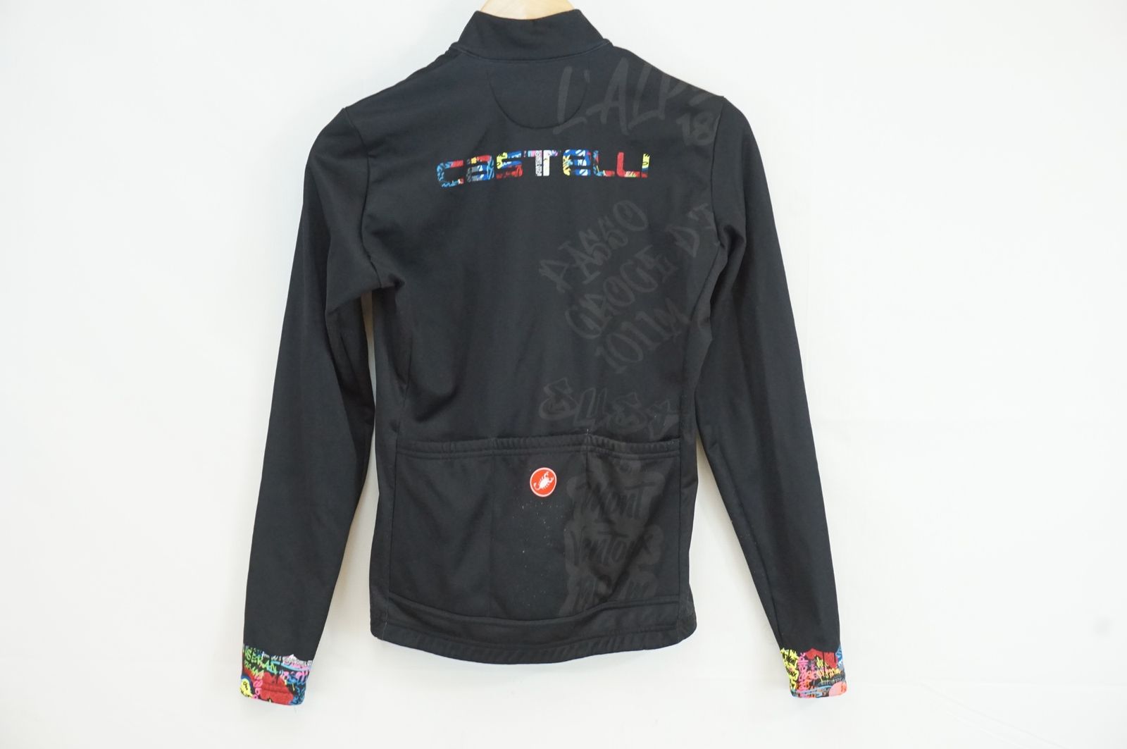 CASTELLI 「カステリ」 GRAFFITI Mサイズ メンズ ジャージ / バイチャリ有明店 - メルカリ