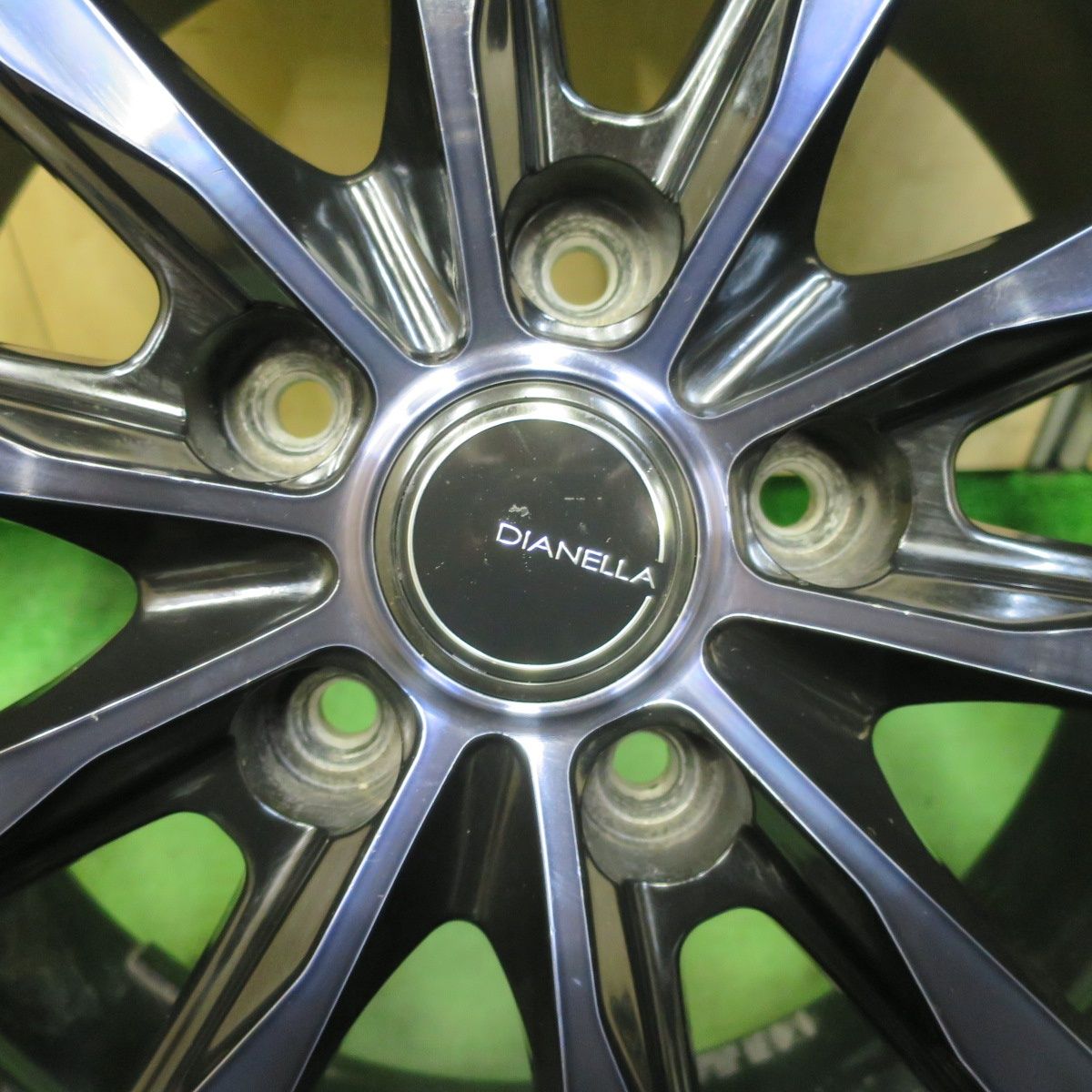 [送料無料] バリ溝！22年！キレイ！9分スタッドレス 225/65R17 ヨコハマ アイスガード G075 ravrion RM01 ラブリオン 17インチ PCD114.3/5H4112402NJス バリ溝！22年！キレイ！9.5分☆スタッドレス 225⁄65R17 ブリヂストン