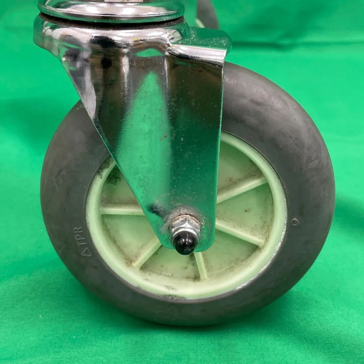 ワンタッチ折りたたみ収納タイプ