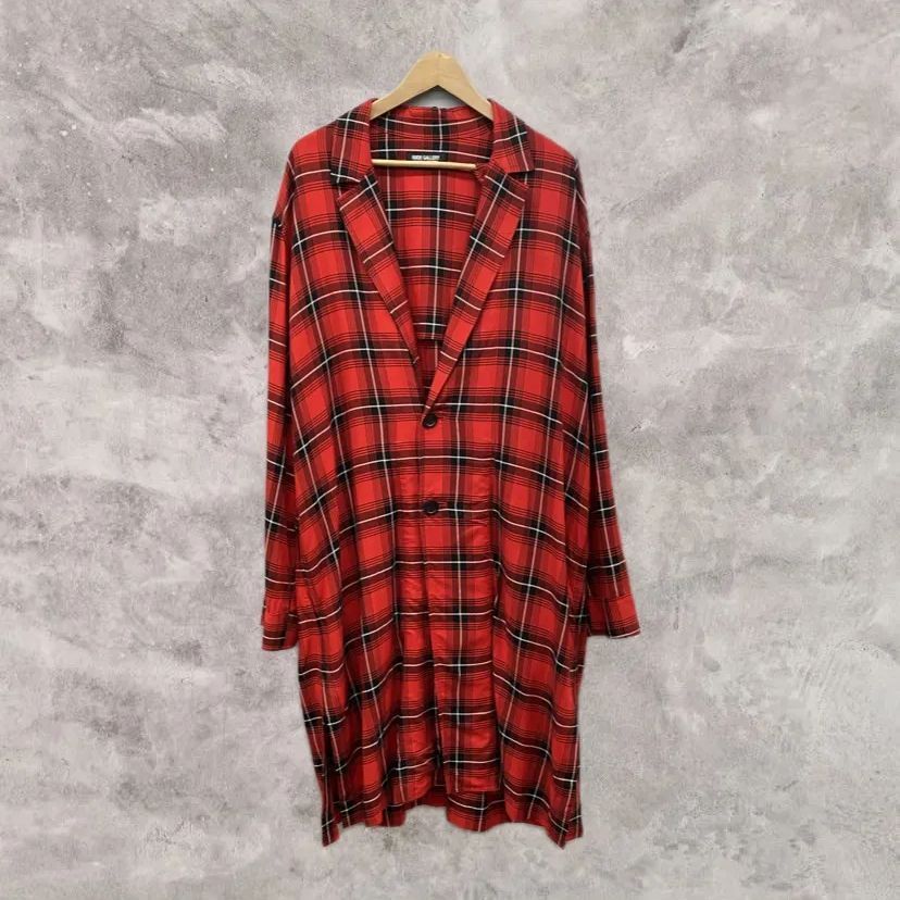 ロバパンタローネ　赤チェック ガーゼハンカチ｜ファミリア公式オンラインショップ | ファミリア公式