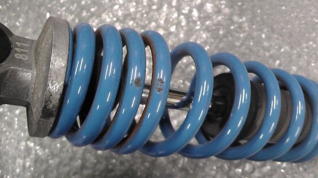 CB400sf revo (nc42前期)純正リアサスペンション cb400sf revo 純正リアサスペンション