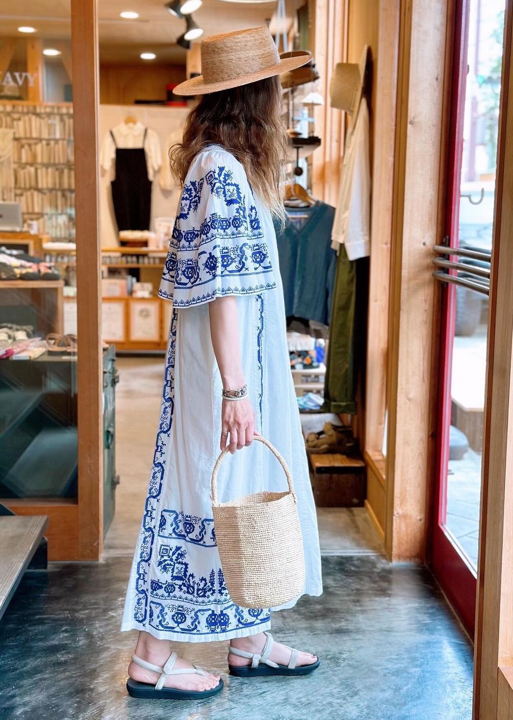 サラマリカ　CNT EMBROIDERY BACK OPEN DRESS