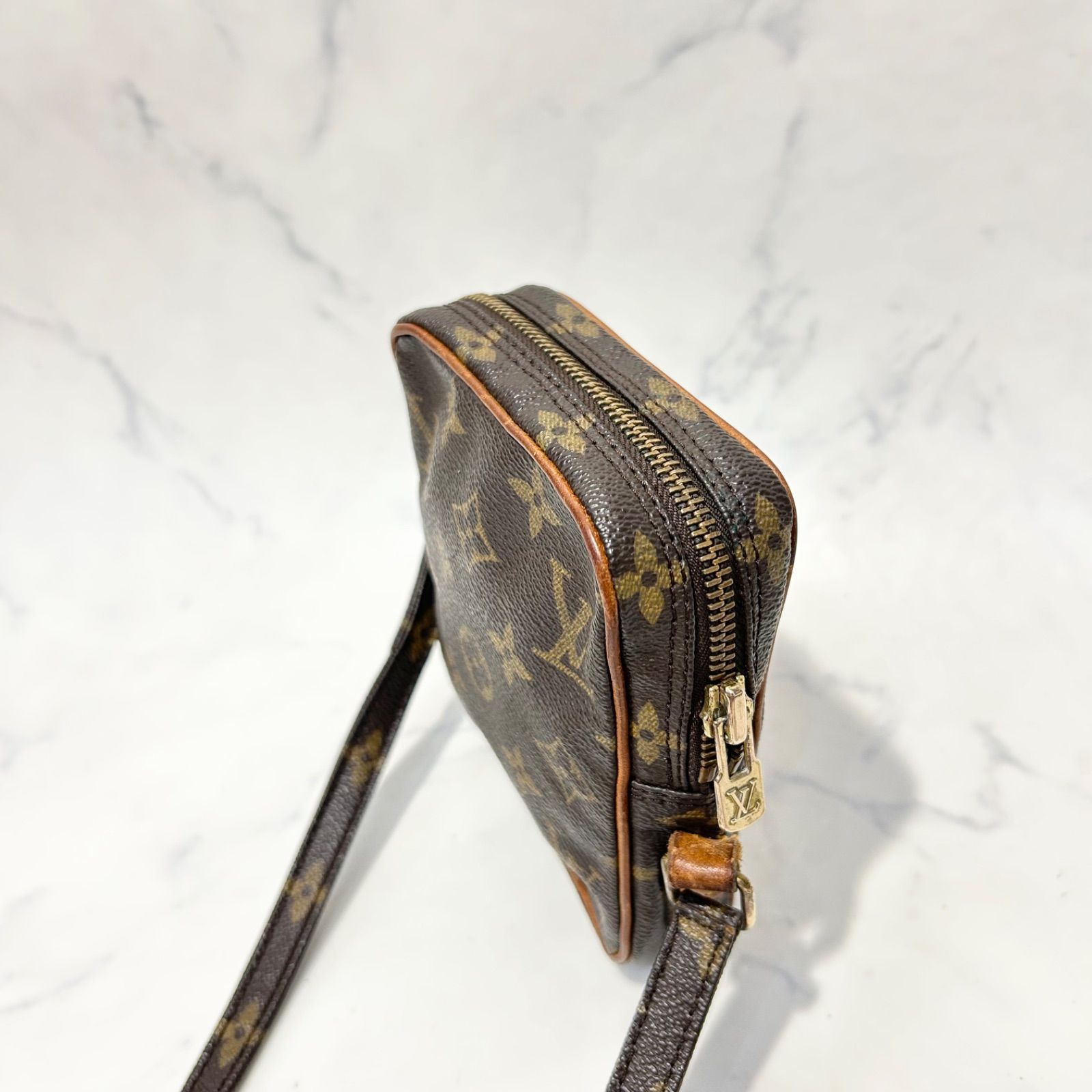 LOUIS VUITTON ルイヴィトン ミニダヌーブ モノグラム