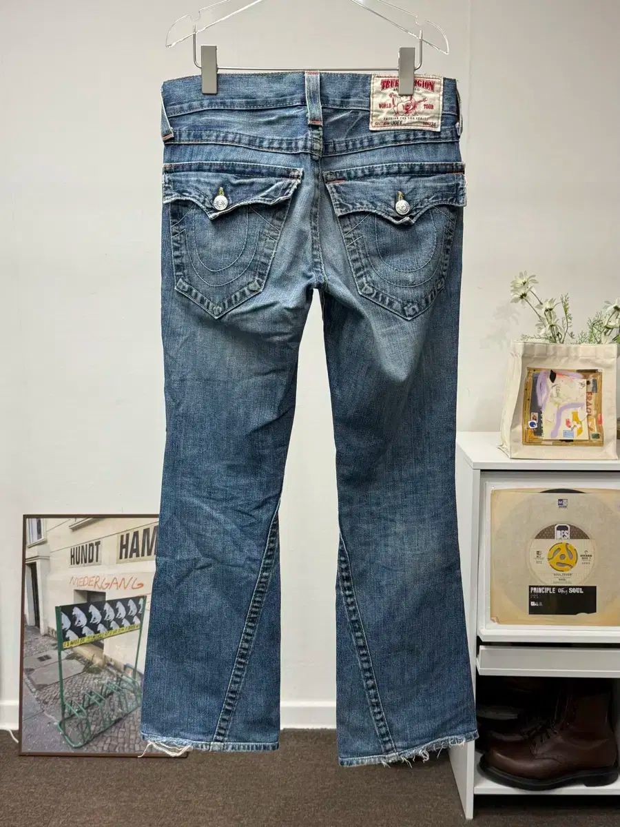 TRUE RELIGION トゥルーレリジョン ブーツカットフレアパンツ ズボン