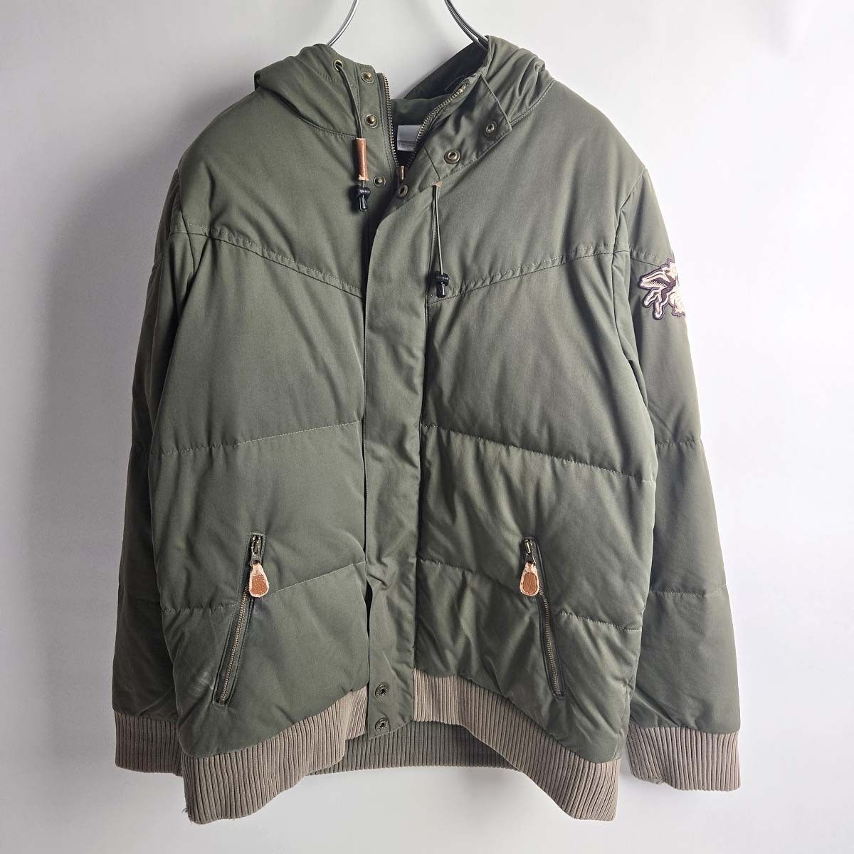 フード付ダウンジャケット ナイキ NIKE ダウンパーカー ワッペン付 袖