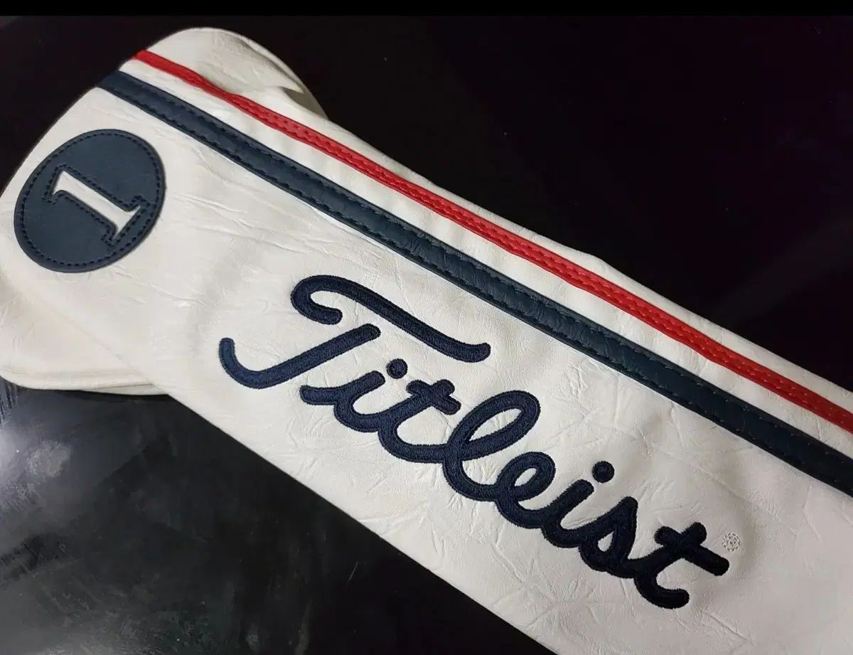| Titleist