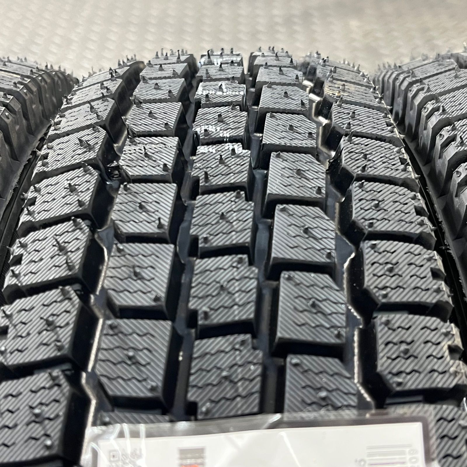 アクティ スタッドレスタイヤ