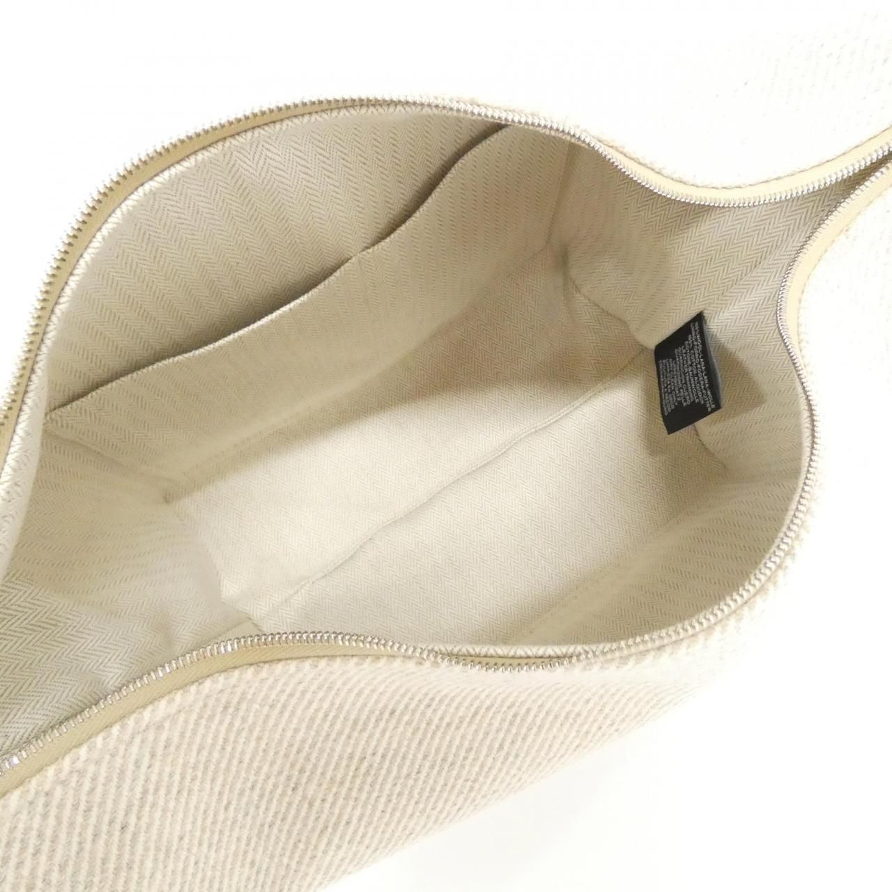 エルメス AU CARRE ブリッド ア ブラック GM 103803M ポーチ DECORATOM_COM_BR