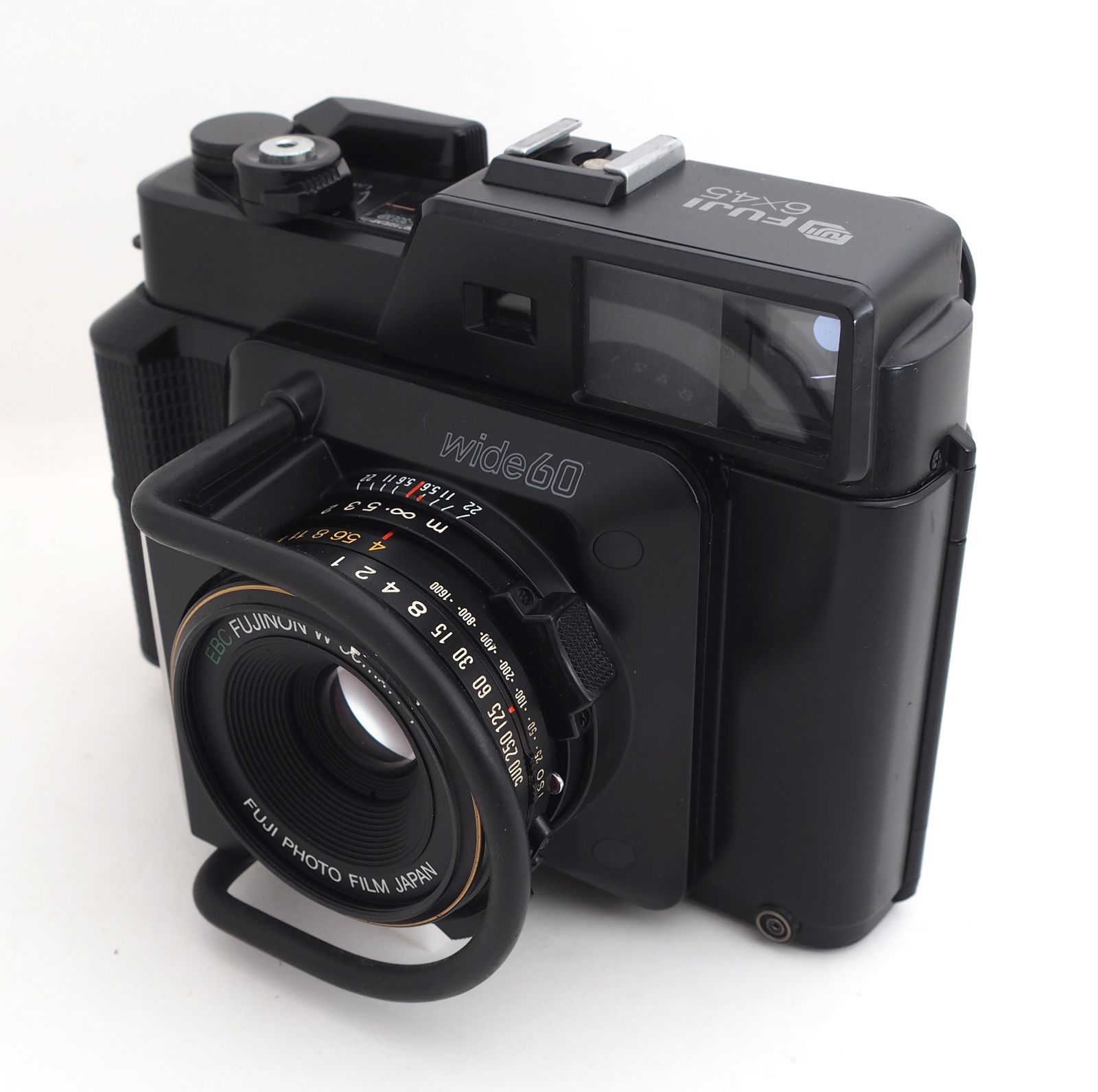 FUJI GS645S wide60 6×4.5フィルムカメラ 純正ケース付き FUJI GS645S wide60 6×4.5フィルムカメラ 純正ケース付き FUJI GS645S