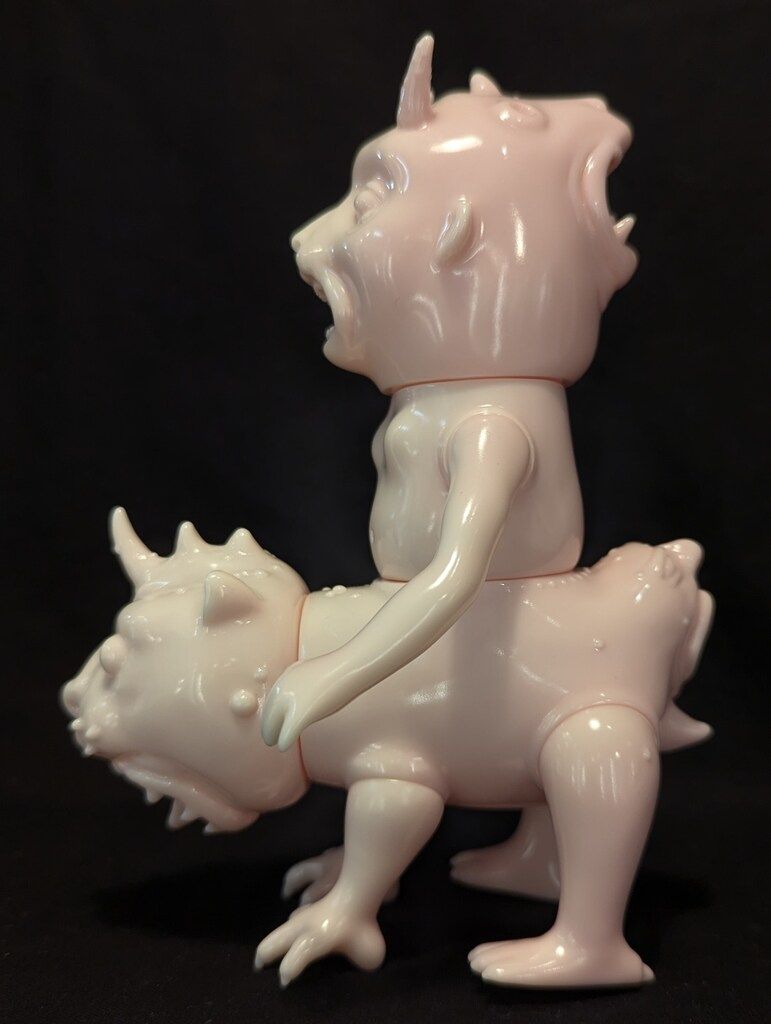 魅毘陀 izumonster 血肉獣 玉五郎 薄ピンク成型 - メルカリ