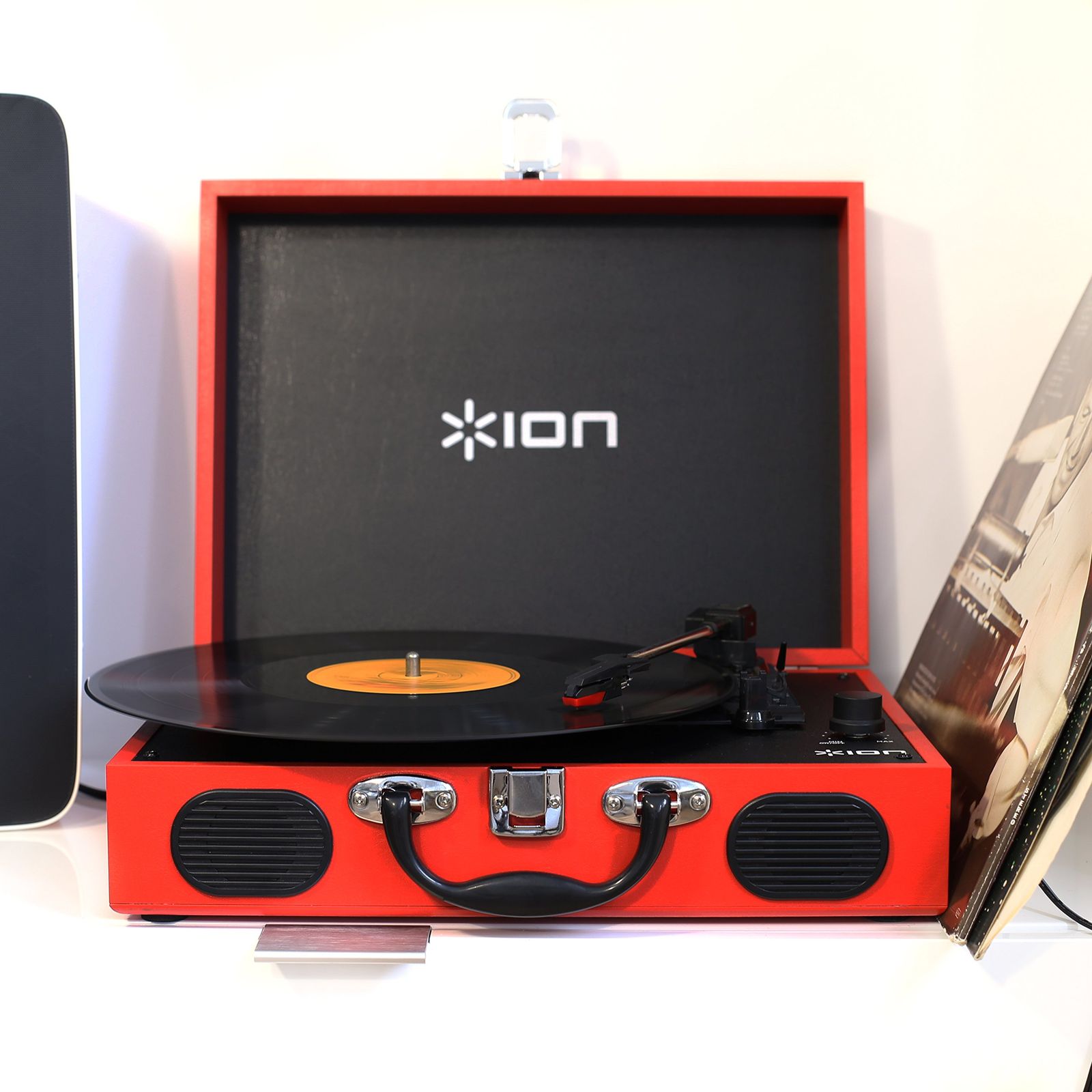 ポータブルレコードプレーヤー