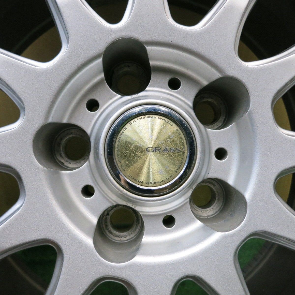 4本価格☆スタッドレス 215/65R16 ヨコハマ アイスガード iG30 GRASS 