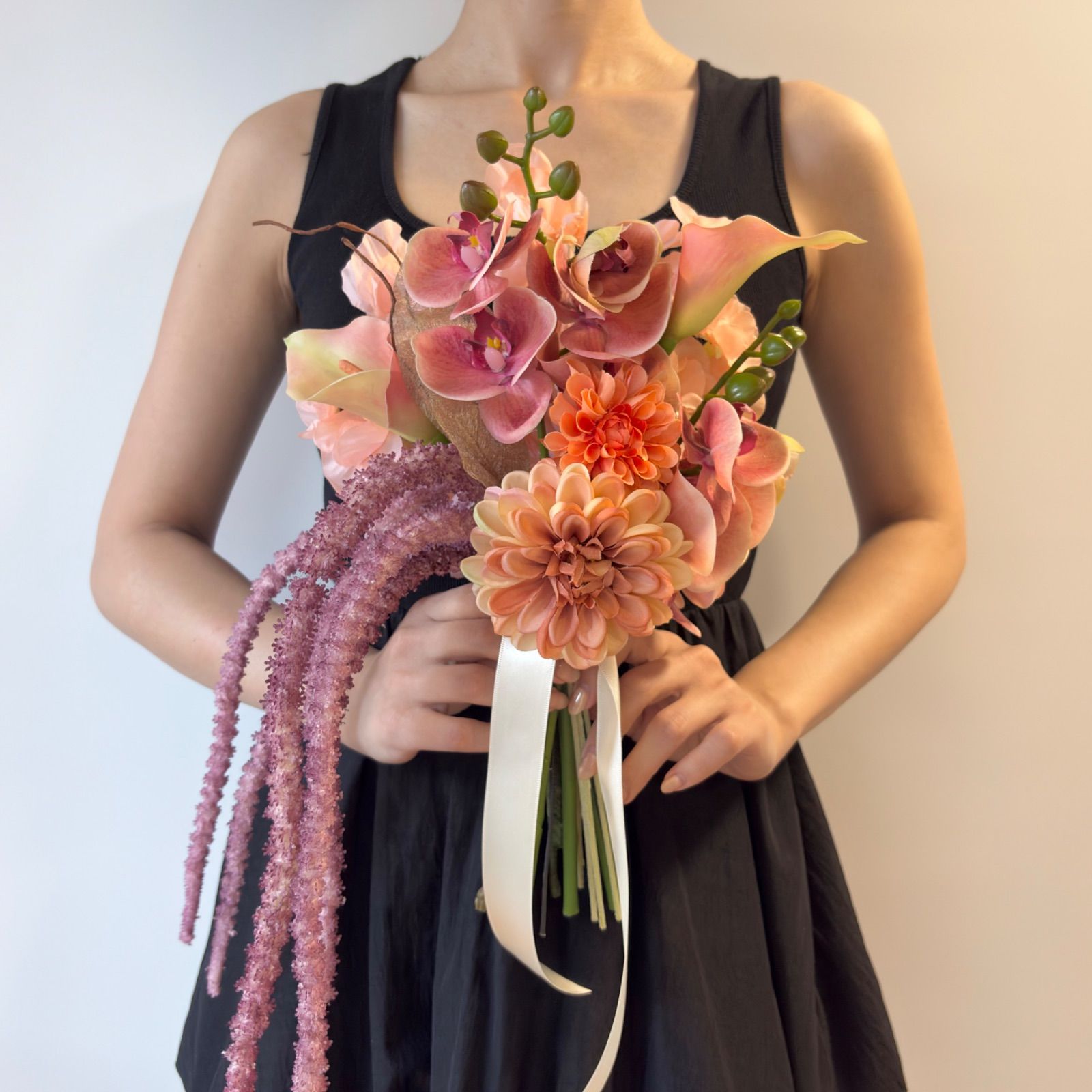 BOUQUET.様確認用 55.【ブートニア付】ウェディングブーケアーティシャルフラワー造花