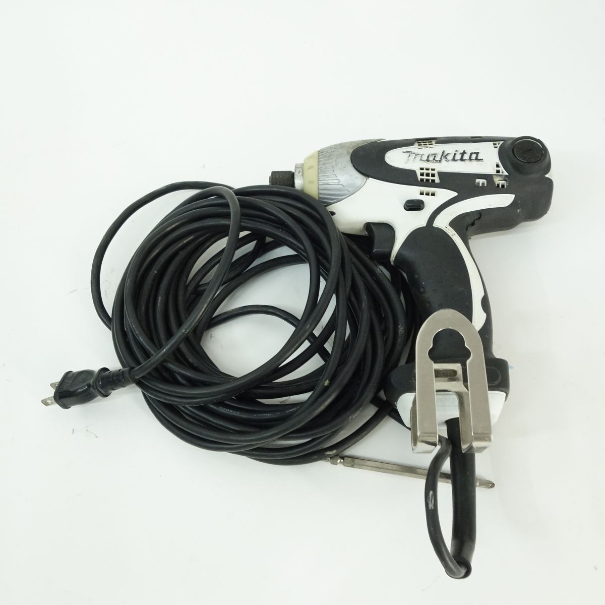 makita マキタ 6955 インパクトドライバ HiKOKI ハイコーキ G10SH6 電気ディスクグラインダ 2点セット