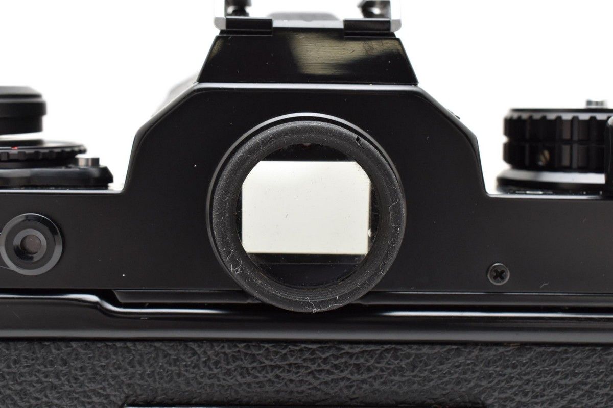 美品】モルト交換済み Nikon FE フィルムカメラ ブラック 【公式通販】