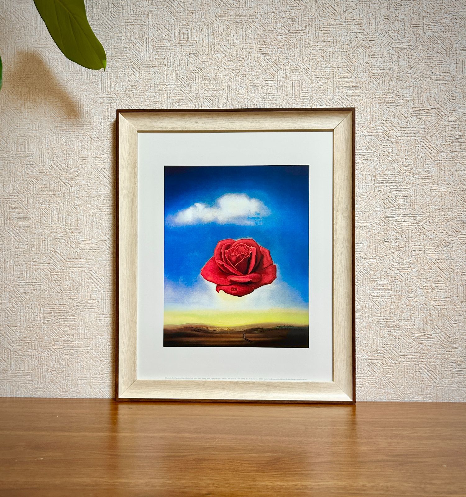 額縁　ダリの絵 ダリ 「Angel with Cross」 額縁付きの購入なら絵画販売のアート