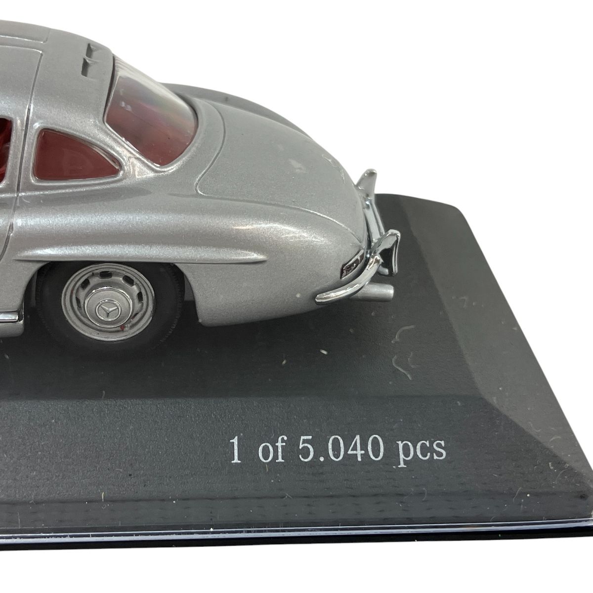 メルセデス・ベンツ W115 ミニチャンプス 3台セット メルセデス・ベンツ W115 ミニチャンプス 3台セット Mercedes