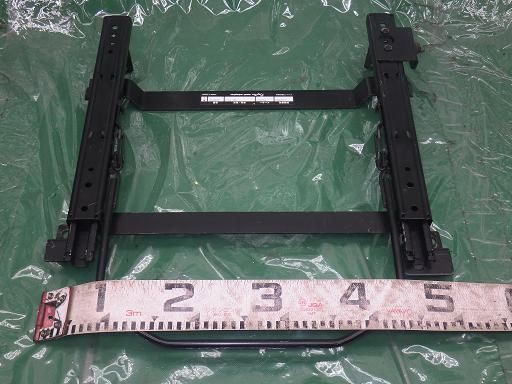 【中古】プジョー レカロ対応 シートレール 右側