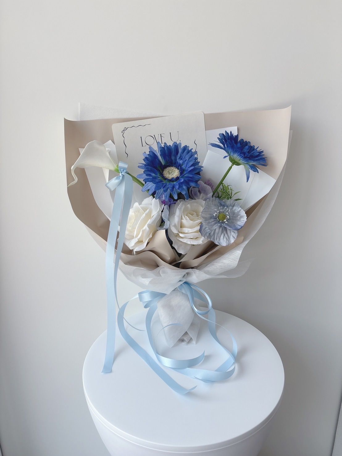 アジュール・フラワーブーケ ブルー ＊ 枯れない花束 韓国  ワンホンブーケ 韓国