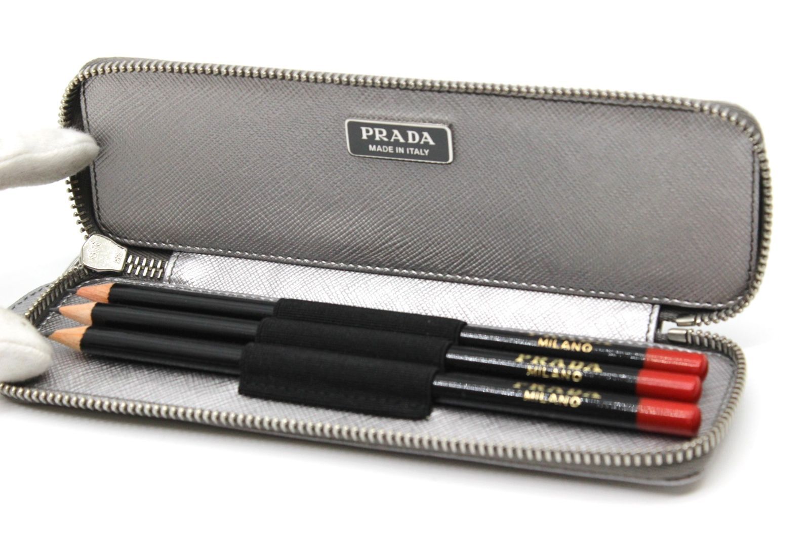 PRADA シルバー ペンケース 鉛筆付き プラダ ペンケース 筆箱 鉛筆付 ステーショナリー 筆記用具