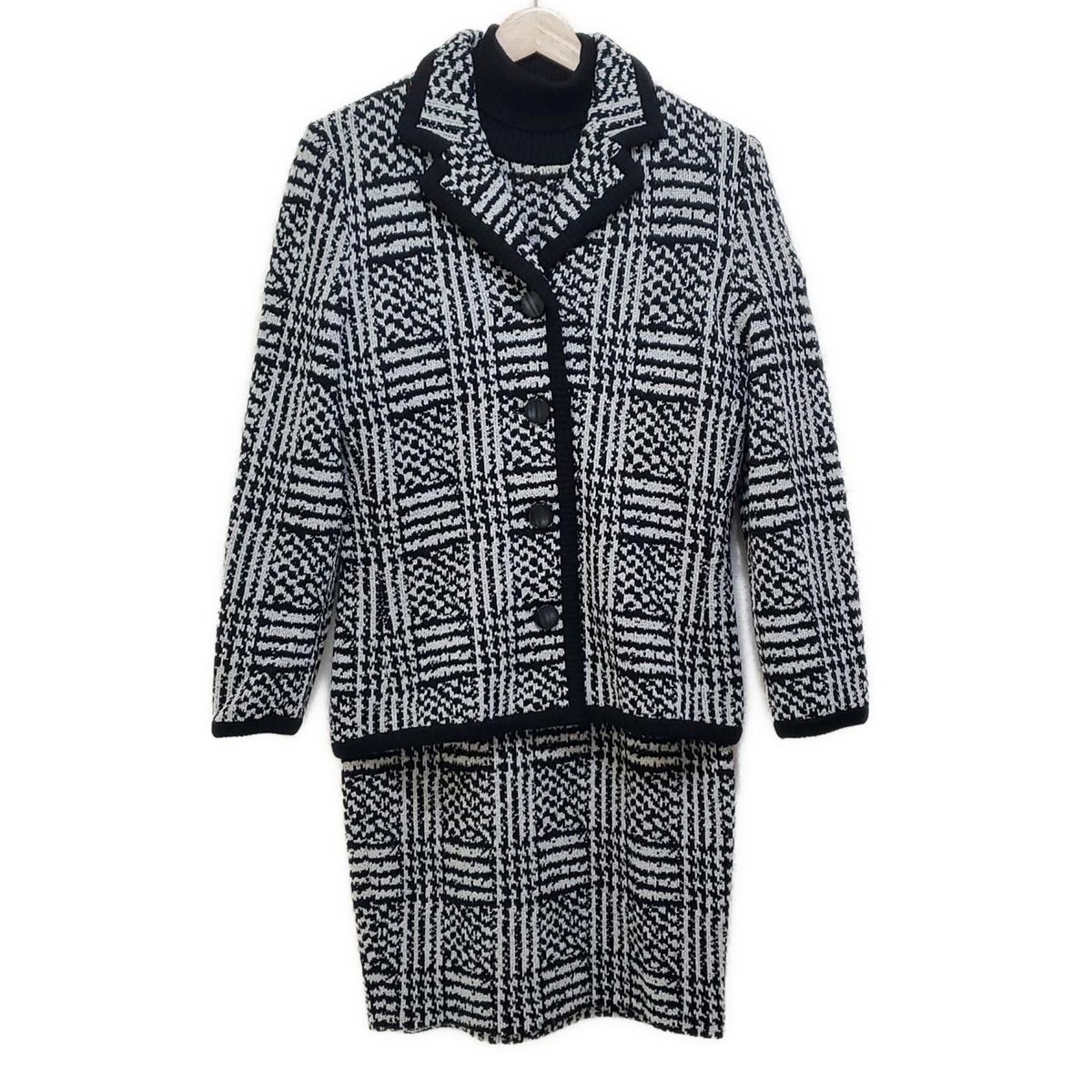 YvesSaintLaurent イヴサンローラン ワンピーススーツ レディース - 黒×アイボリー ニット