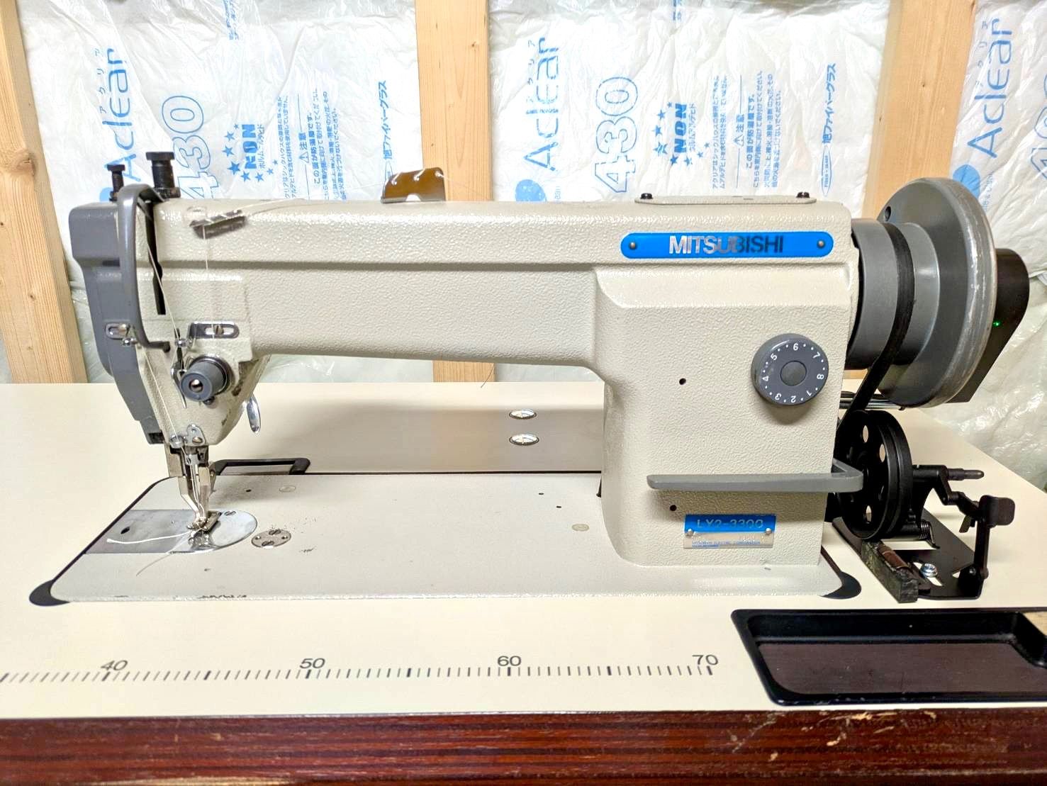 工業用ミシン☆三菱【ミツビシ】LY2-3300 1本針本縫い上下送りミシン 