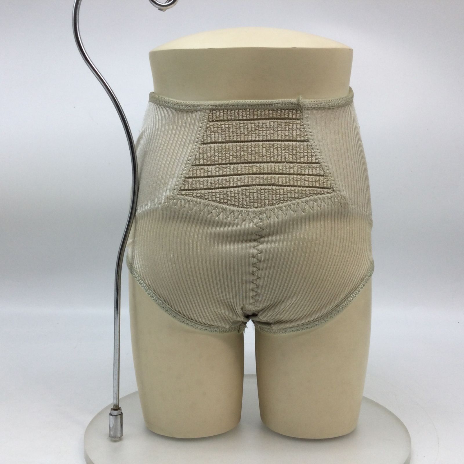 7145 【当時物】 ワコール 什器 店舗用品 女性 ヒップトルソー 下半身
