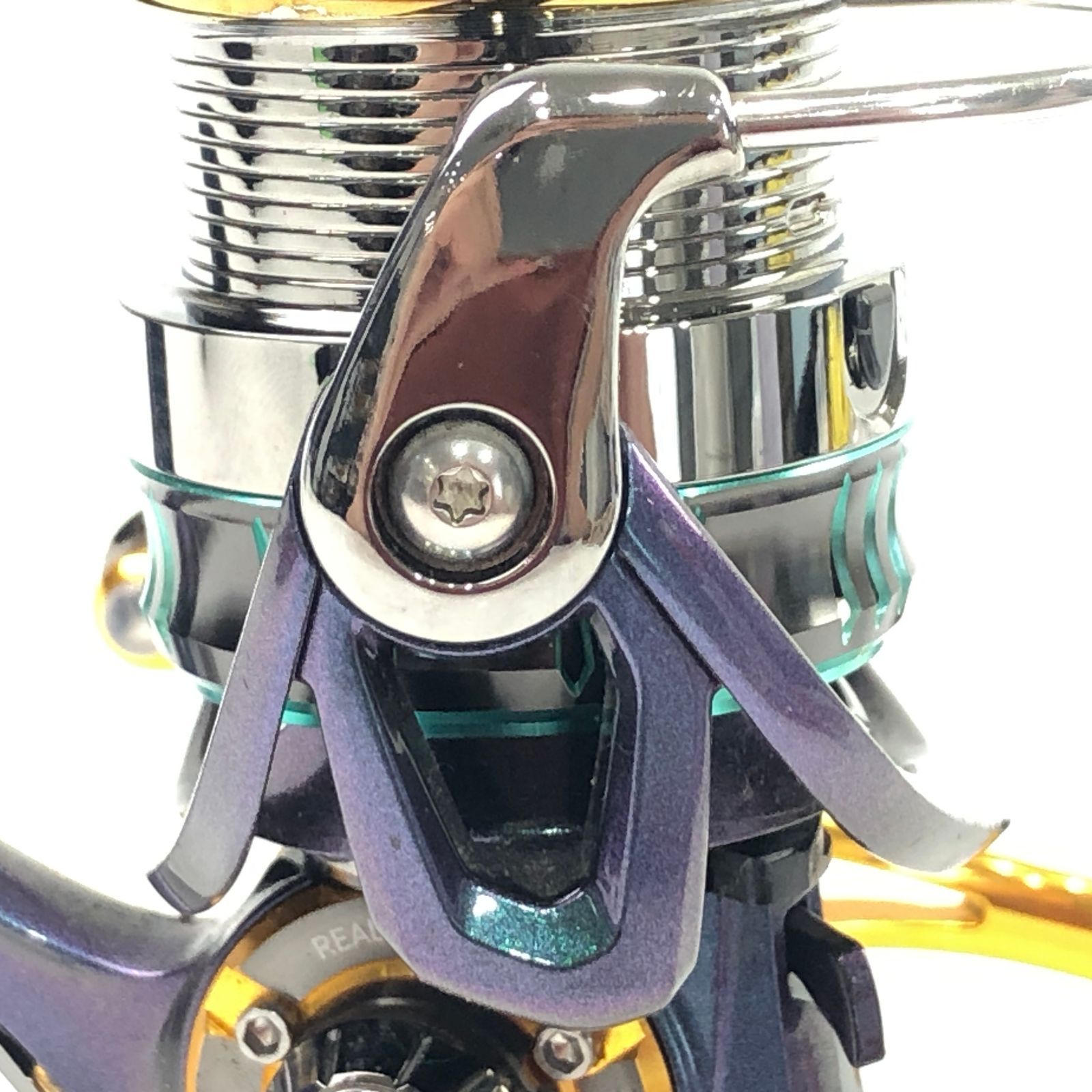 ダイワ 15 エメラルダス AIR 2508PE-H-DH スピニングリール 箱 中古品