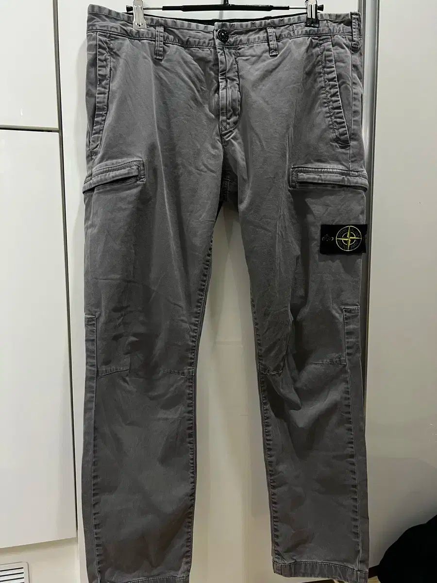 【雷市場（ポンジャン）商品韓国直送】 STONE ISLAND(ストーンアイランド) デニムパンツ （ 32 34 ）