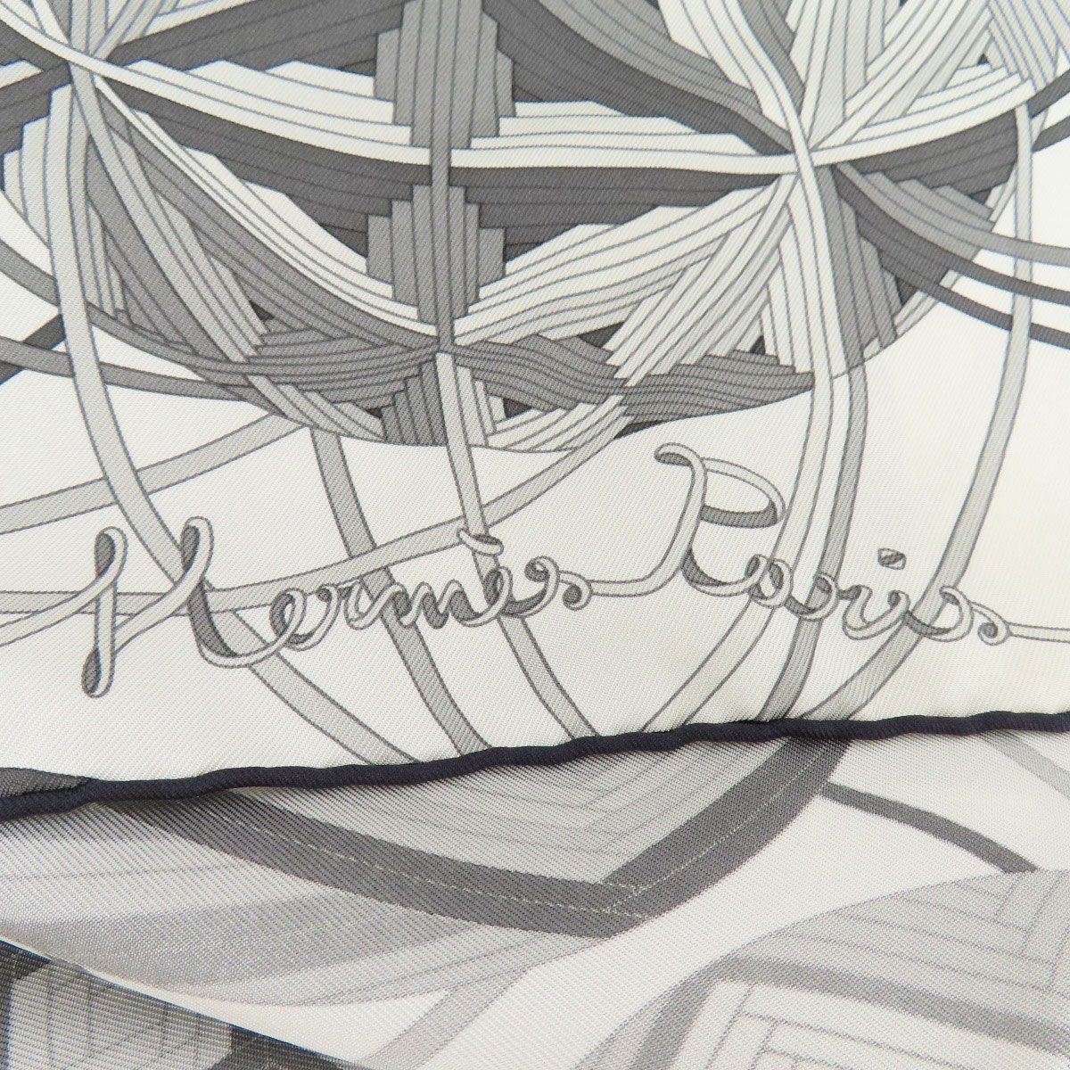 エルメス カレ90 手毬の宇宙 シルクスカーフ 【公式通販】