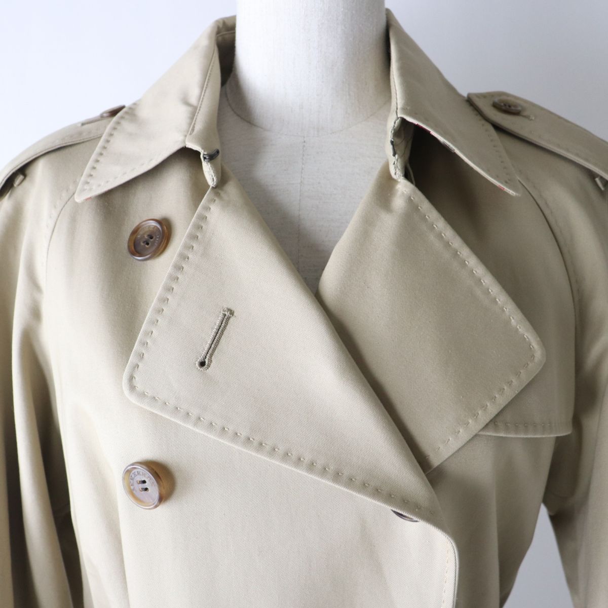 新品 BURBERRY バーバリー ベージュ トレンチコート 襟裏 チェック