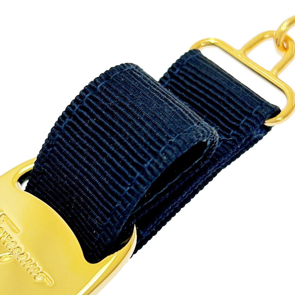 新品未使用品 Salvatore Ferragamo ネイビー キーホルダー 中古】【箱付き】 Salvatore Ferragamo サルヴァトーレ