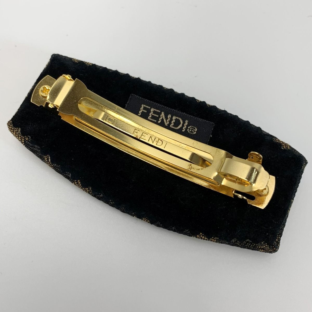 FENDI フェンディ バレッタ ズッカ柄 ヘアアクセサリー - メルカリ