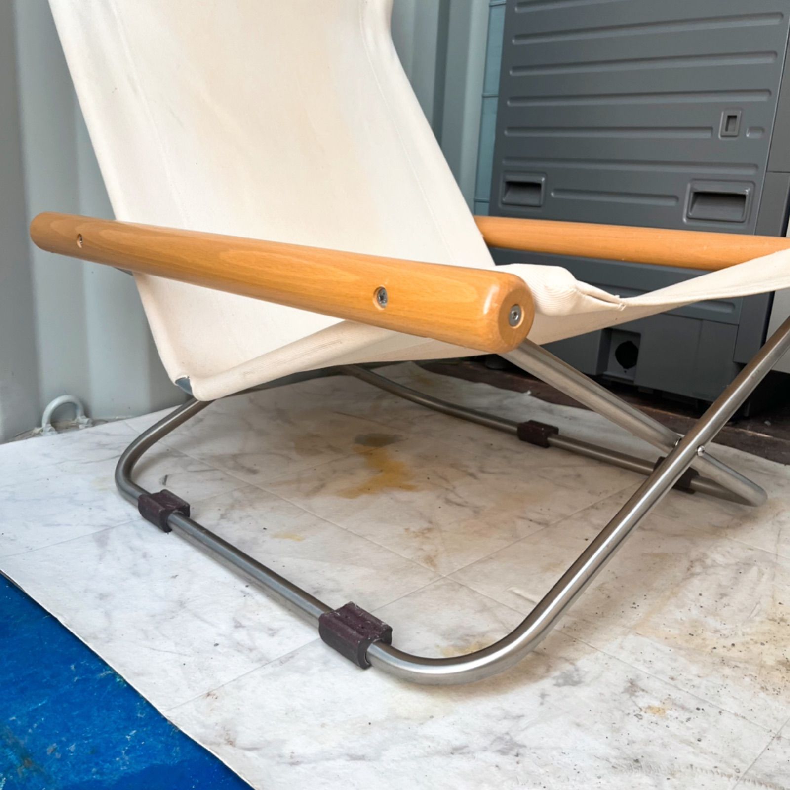 取付無料！ニーチェアX ナチュラルキャンバス地 折り畳み可