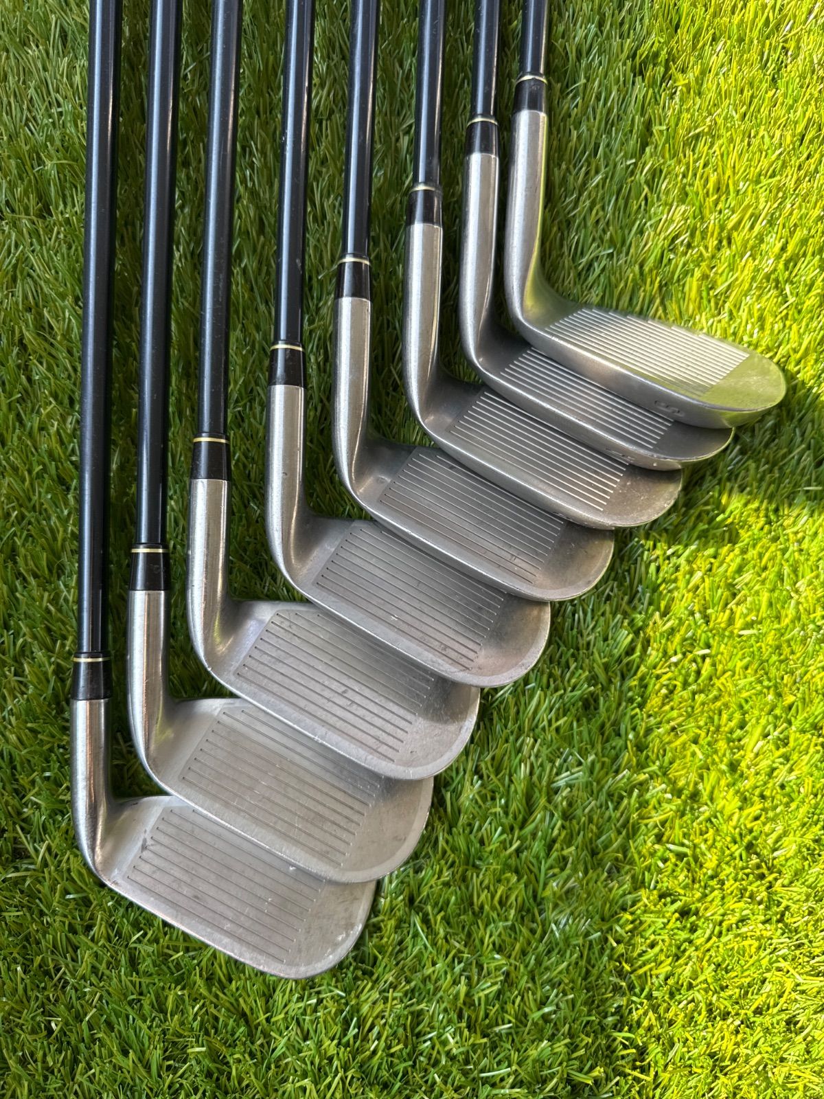 ツルヤ レフティ アイアン8本 TSURUYA ONESIDER NS3 左 - メルカリ