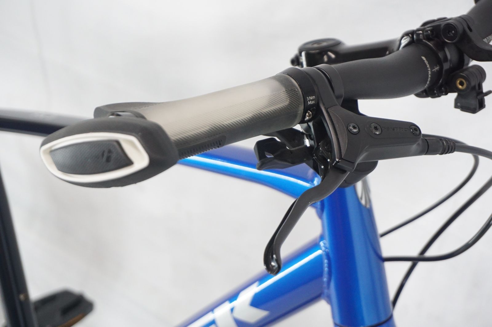 TREK トレック FX 3 DISC モデル クロスバイク バイチャリ阪急塚口店 BRIGHTFACE_UK