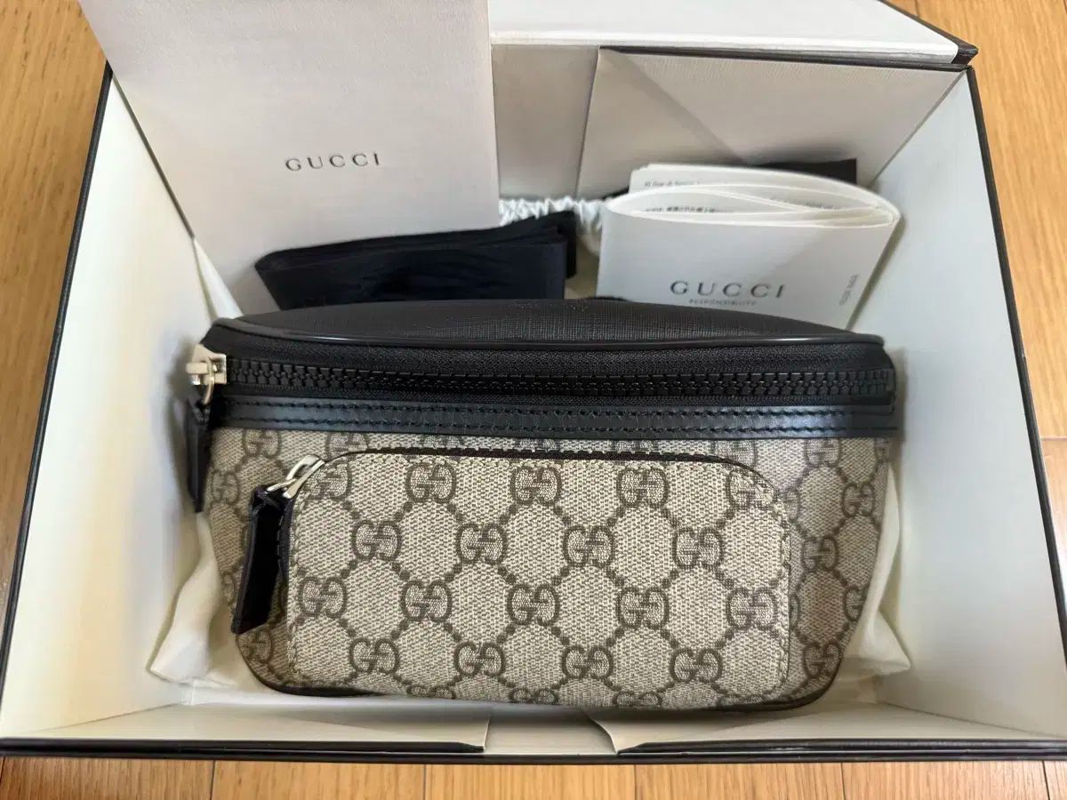 新品 GUCCI(グッチ) GG Supreme(シュプリーム) ベルトバッグ