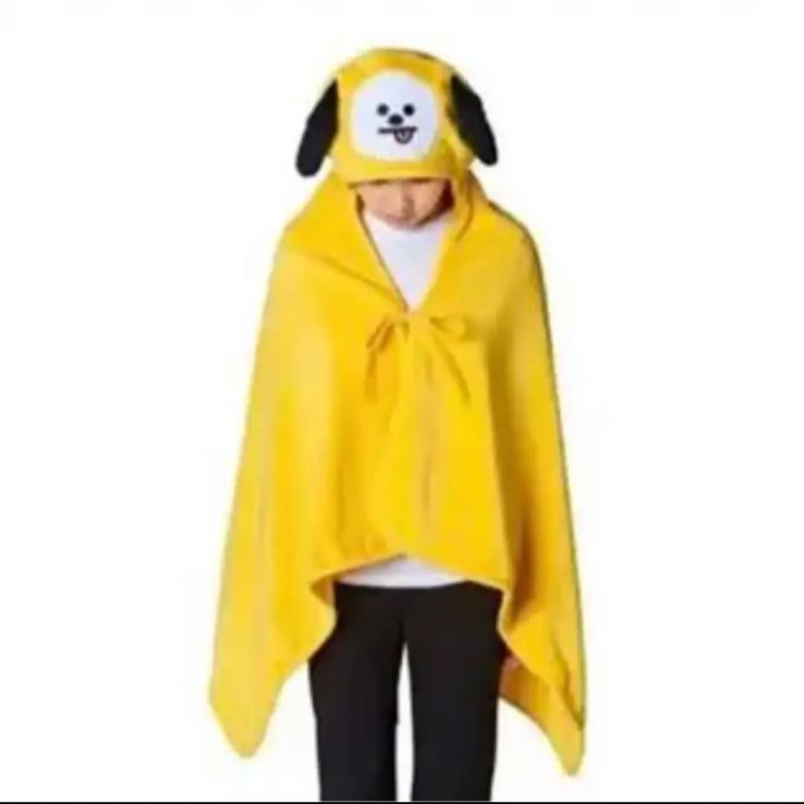 CHIMMY フード付きブランケット BT21 最終値下げ - N's SHOP♡ - メルカリ