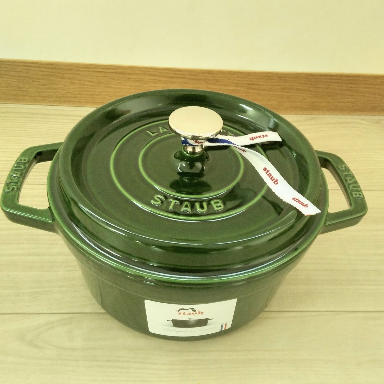 728】<<新品未使用>> ストウブ 鍋 STAUB ピコ ココット ラウンド 20cm バジルグリーン ホーロー COCOTTE ROUND 琺瑯  - メルカリ