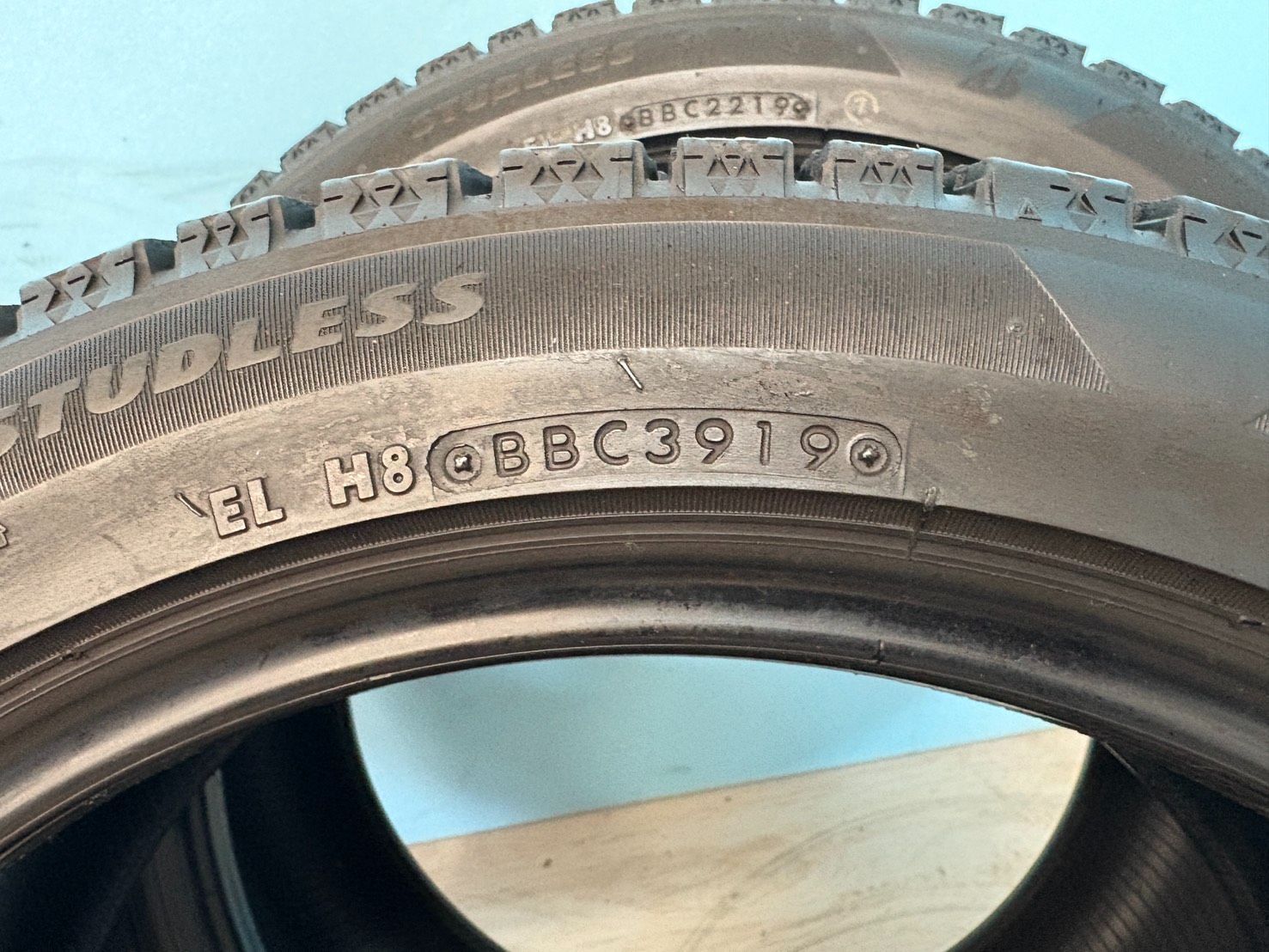 スタッドレスタイヤ ブリヂストン