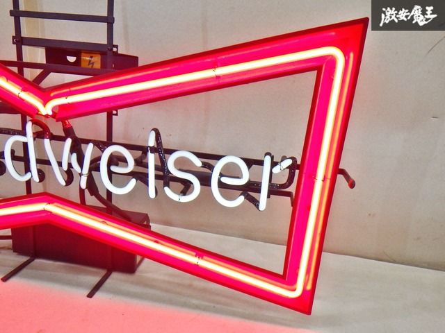 バドワイザー照明看板
