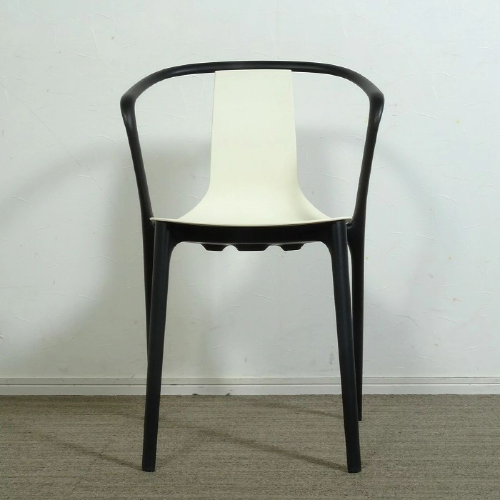 展示品□Vitra/ヴィトラ□ベルヴィル アームチェア□16万□3脚セット