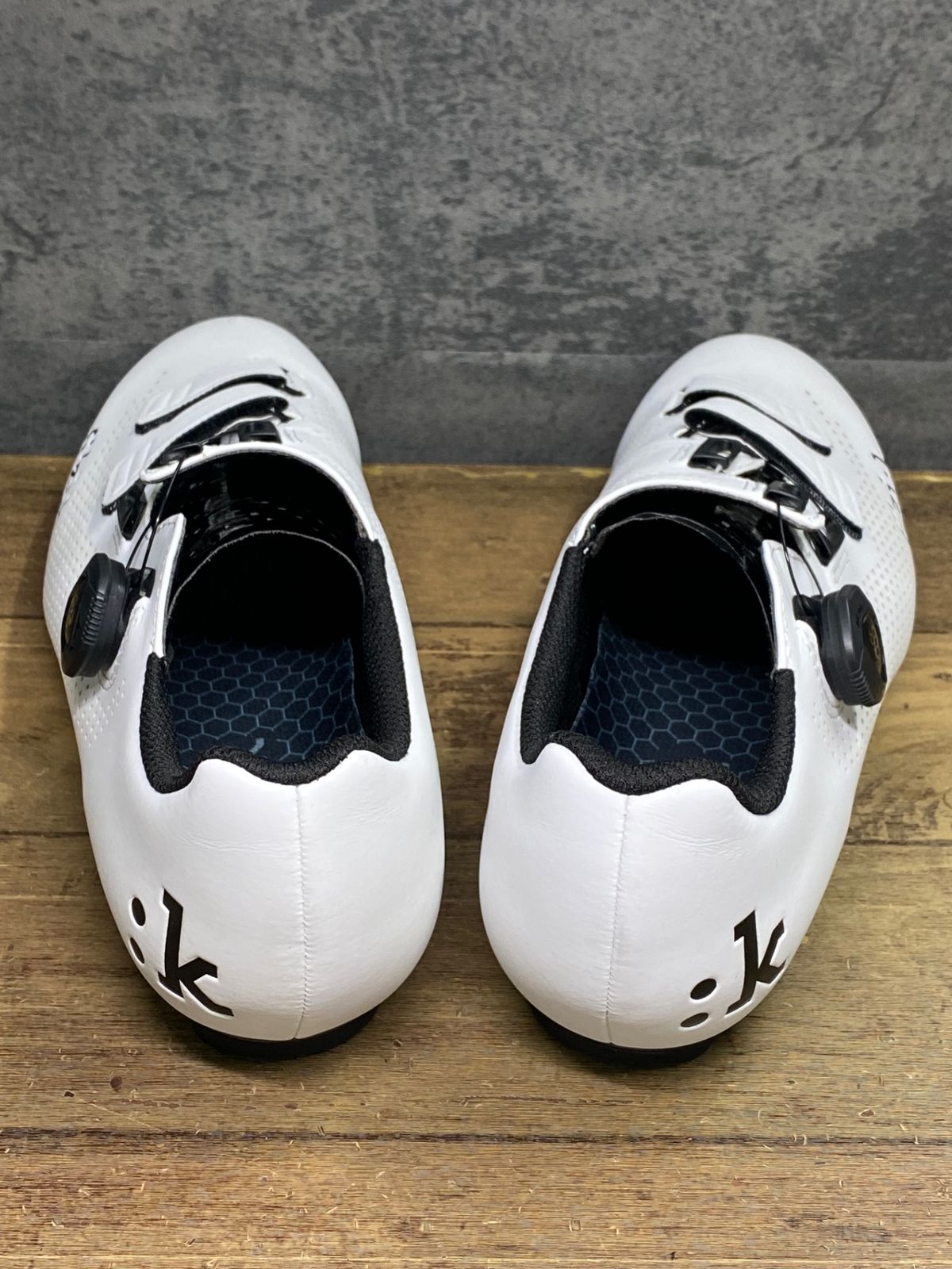R4 ROADSHOES