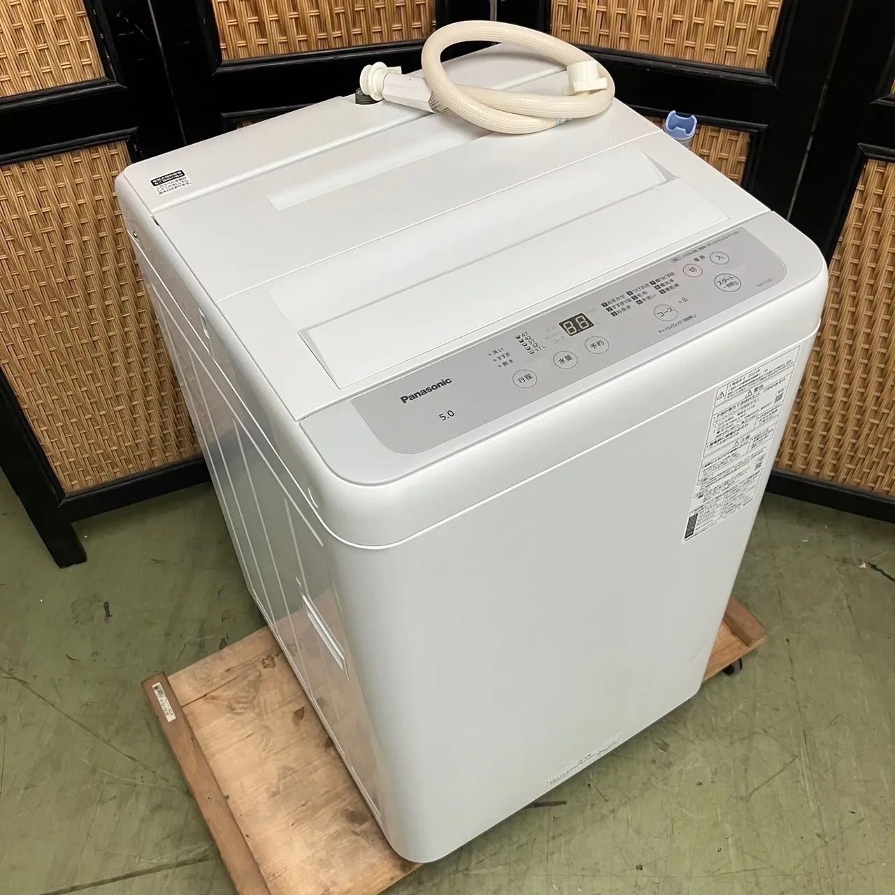 パナソニック Panasonic 全自動電気洗濯機 NA-F5B1 5キロ 2022年製 NA